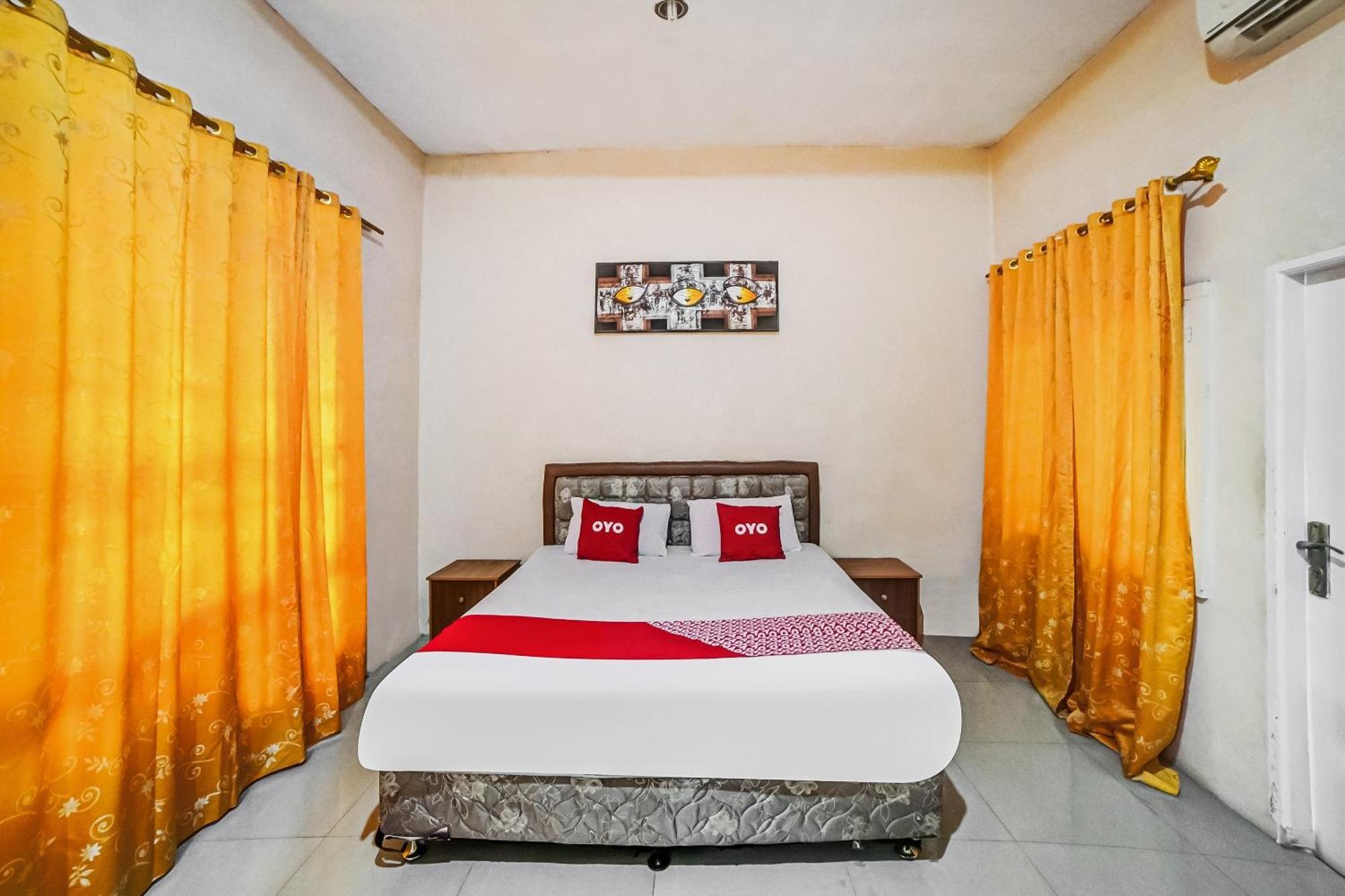 Hotel Oyo 90980 Al Karim Syariah Tanjungbalai Esterno foto